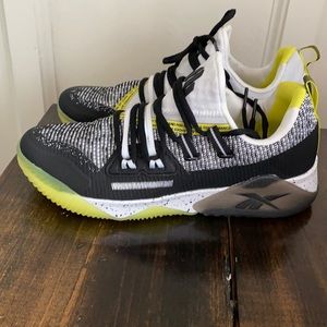 Reebok men’s JJ III cross trainer